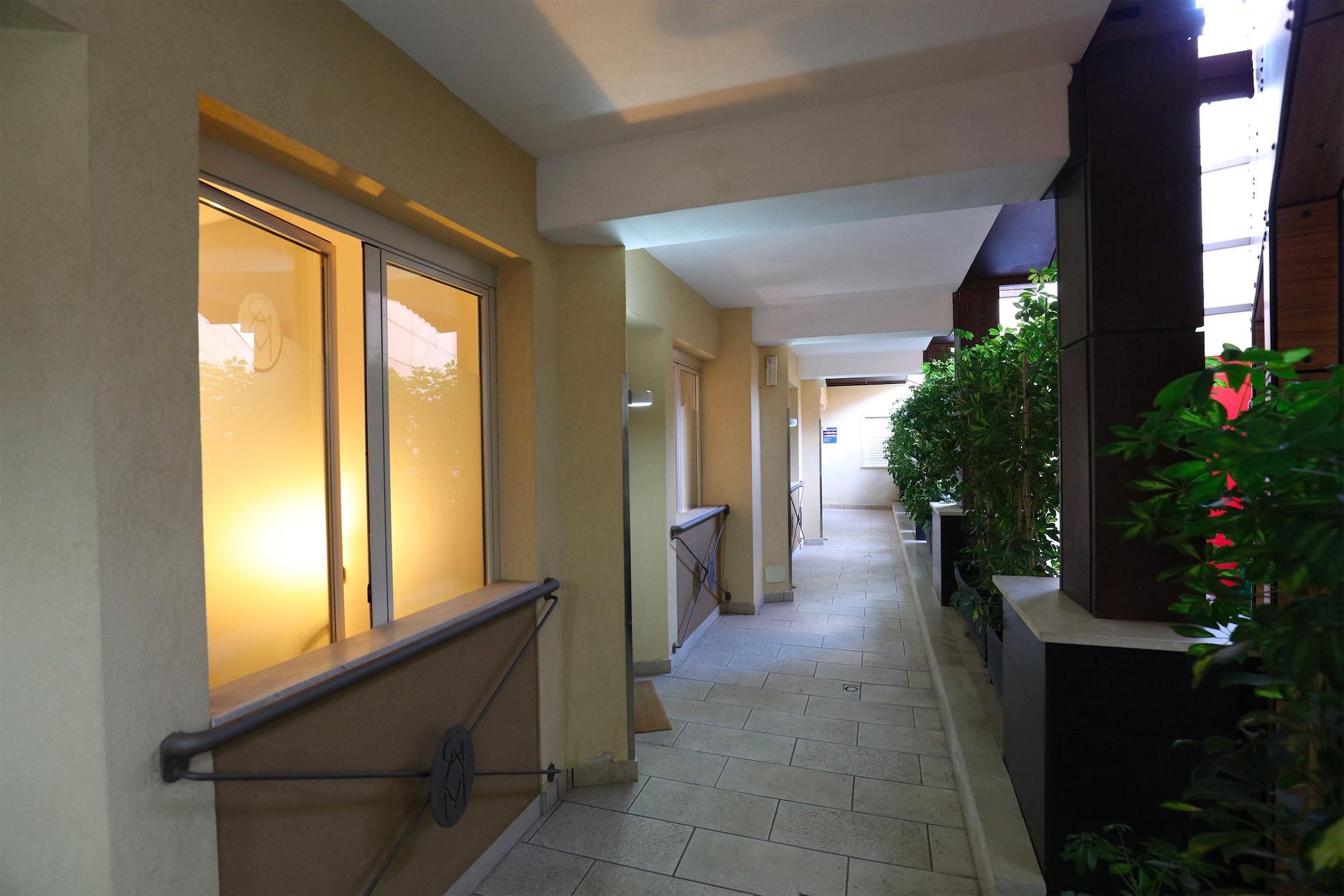 Hotel Grande Maugeri 4*